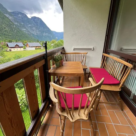 Elisabeth * Όμπερτραουν